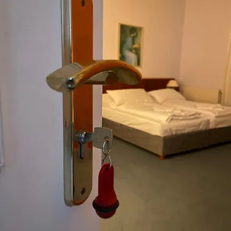 Schueler & Simon Gbr 