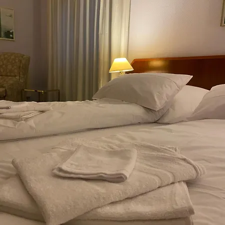 Konukevi Schueler & Simon Gbr 