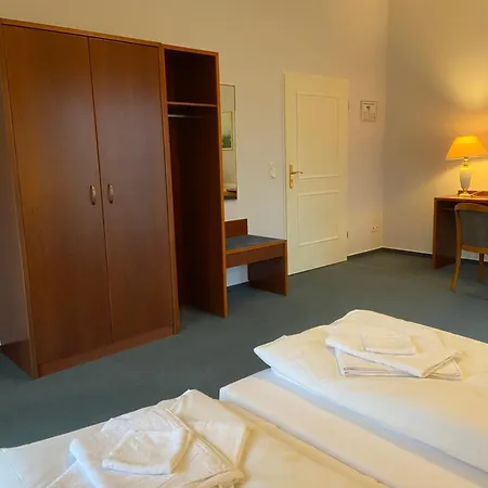 Schueler & Simon Gbr 