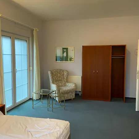 Schueler & Simon Gbr 