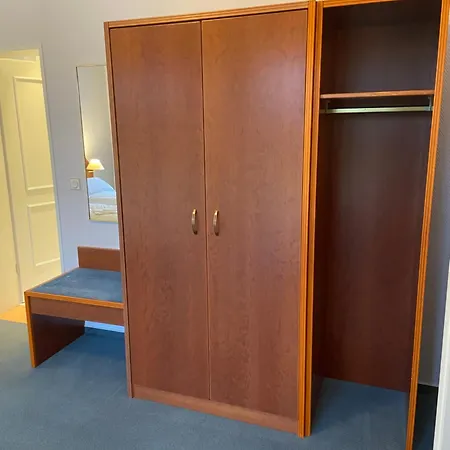 Schueler & Simon Gbr 