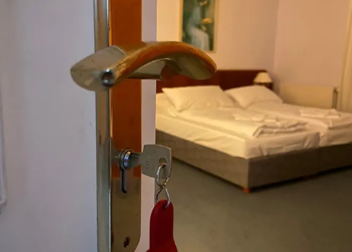 Schueler & Simon Gbr 