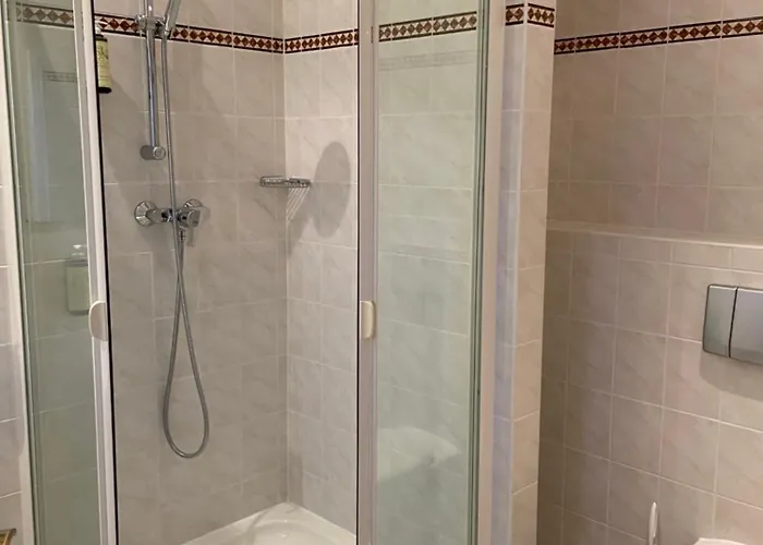 Konukevi Schueler & Simon Gbr 