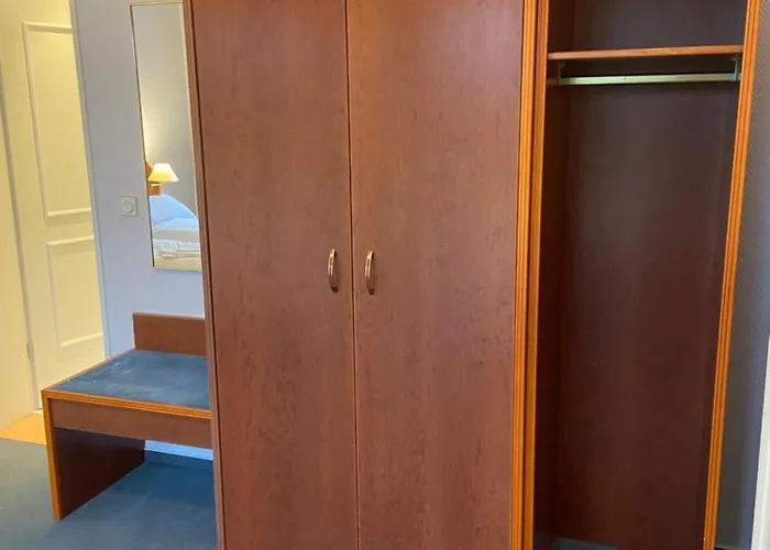 Schueler & Simon Gbr 